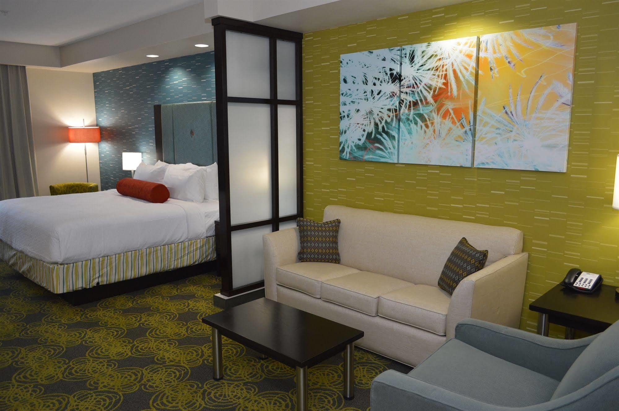 Best Western Premier Ashton Suites - Willowbrook Х'юстон Екстер'єр фото